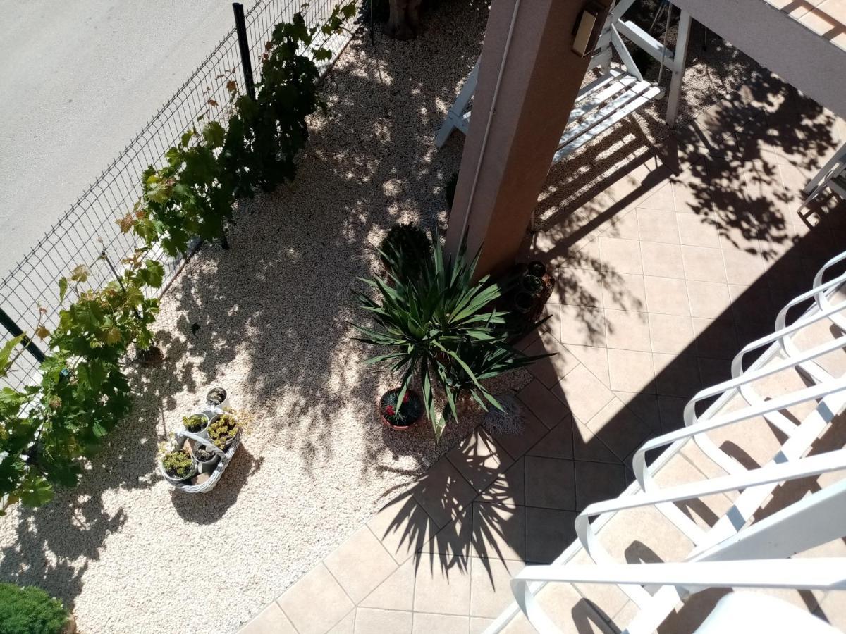 Apartments Anita Frane Vodice Kültér fotó