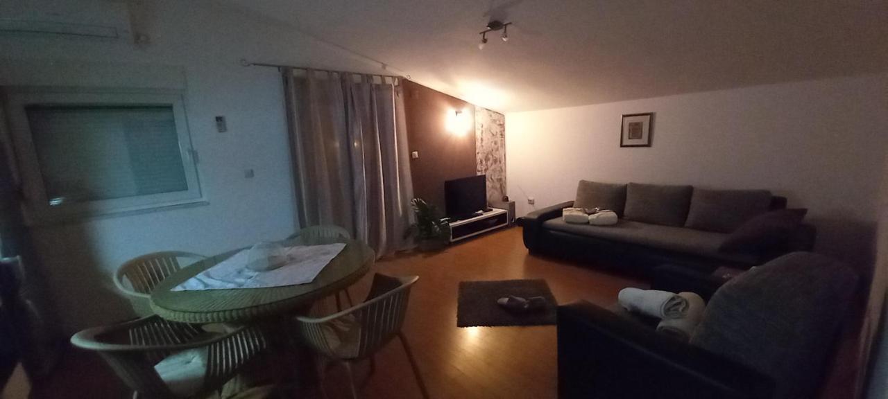 Apartments Anita Frane Vodice Kültér fotó