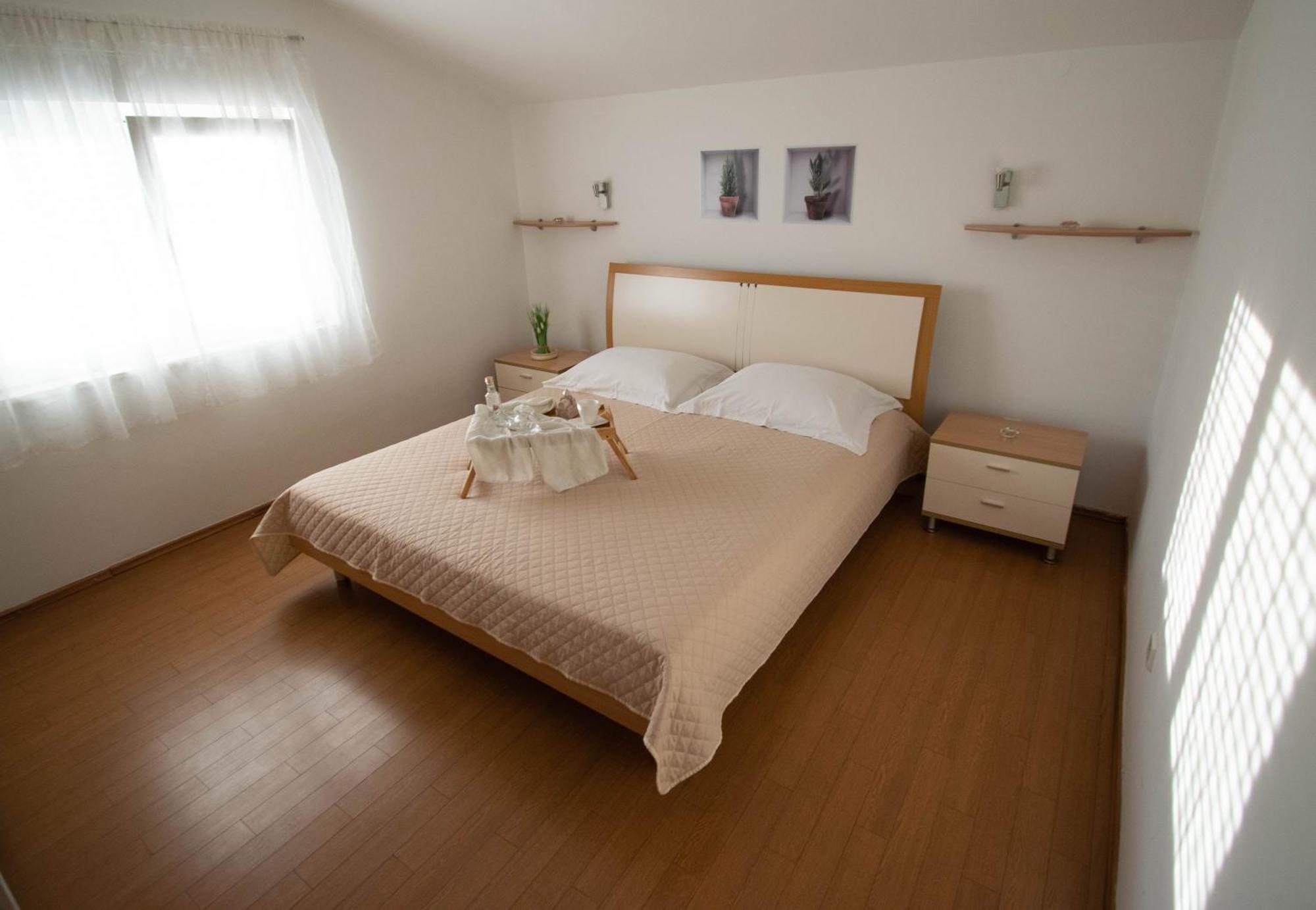 Apartments Anita Frane Vodice Kültér fotó