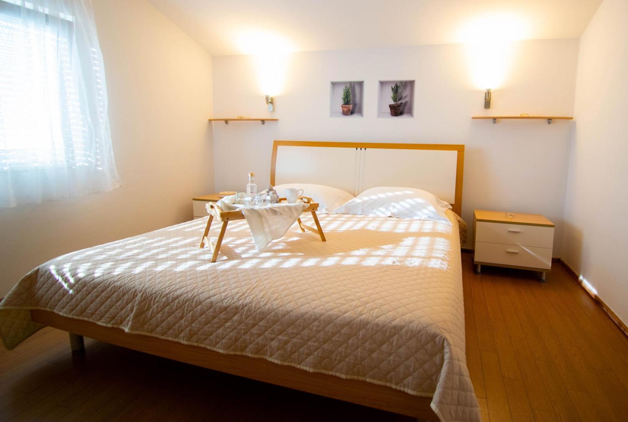 Apartments Anita Frane Vodice Kültér fotó